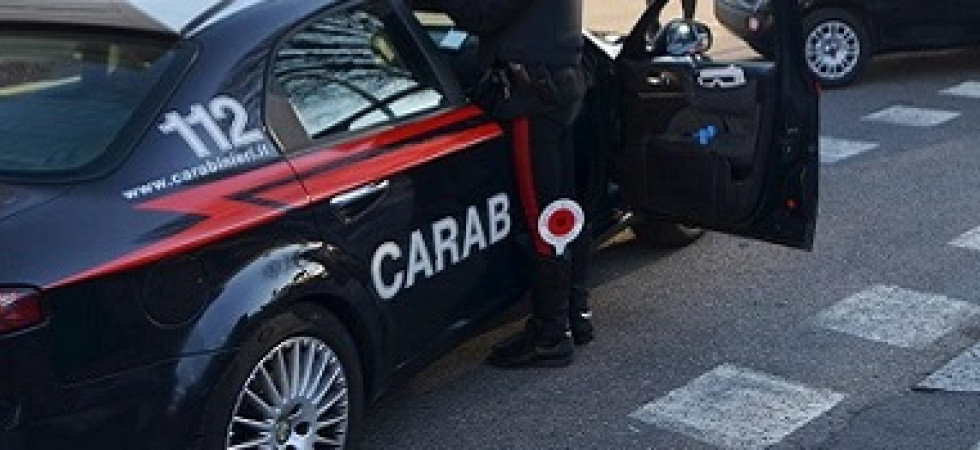 Coronavirus, prendeva l'autobus e andava a prendere la droga